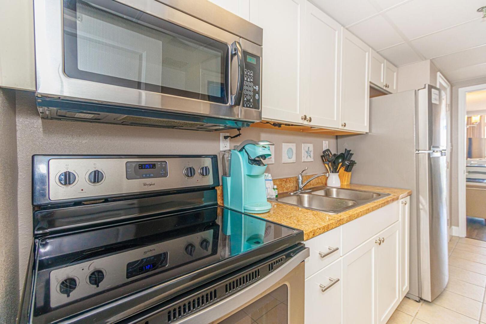 Oceanfront 1 Bedroom Suite With Beautiful Decor And Accents Caravelle Resort 1039 Sleeps 6 Guests Myrtle Beach Exterior photo